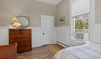 10 Wharf Rd, Center Harbor, NH 03226