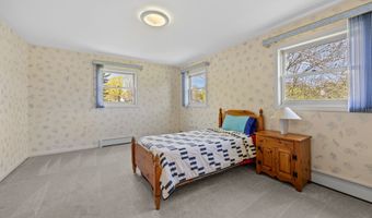 319 Redstone Dr, Cheshire, CT 06410