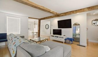 5 Division St, Newport, RI 02840