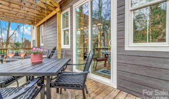 20 Phillip Ln, Arden, NC 28704