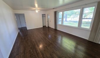 901 E Krage Dr, Addison, IL 60101