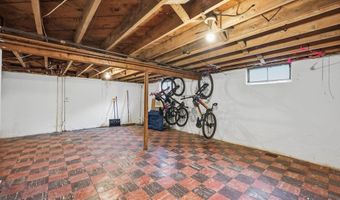 55 River Rd, Agawam, MA 01001