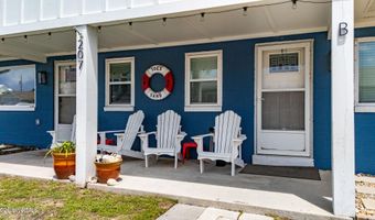 207 E Terminal Blvd, Atlantic Beach, NC 28512