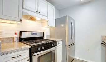 20950 TIMBER RIDGE Ter 202, Ashburn, VA 20147