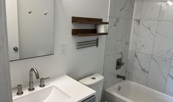 913 Evelyn Ct, Ann Arbor, MI 48103