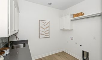 202 S Legacy Way, Andover, KS 67002