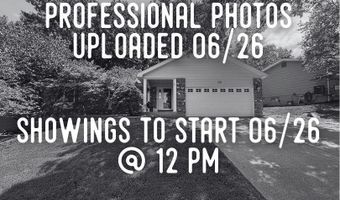 126 Asilomar Ct, Ballwin, MO 63021