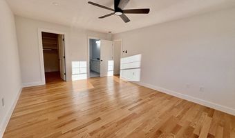 8 Country Ln, Billerica, MA 01821