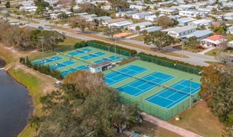 859 Tamarind Cir, Barefoot Bay, FL 32976