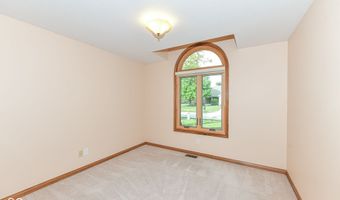 6134 Creekbend Blvd, Indianapolis, IN 46217