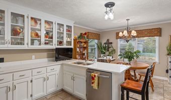 521 East St, Athens, AL 35611