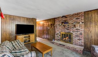 9 Crest Hill Dr, Alloway, NJ 07461