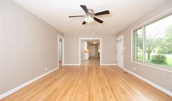 110 N Claybon Dr, Advance, NC 27006