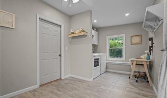 16 Red Cedar Dr, Cranston, RI 02920