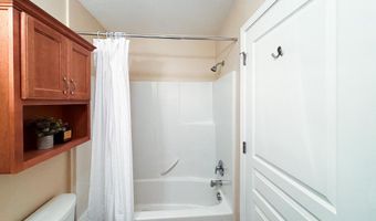 3850 W Hill Rd, Boise, ID 83703