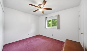 2943 Lee Marie Dr, Adrian, MI 49221