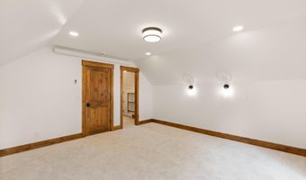 285 SPRUCE St, Alpine, WY 83128