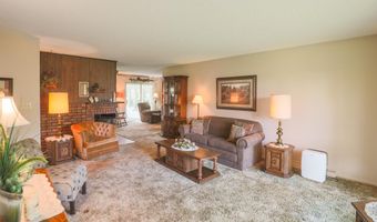1338 Manor Dr, Bluffton, IN 46714