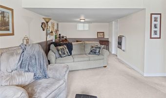 811 Brookdale Dr, Arnold, MO 63010