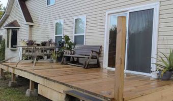 10617 Niggli Rd, Alhambra, IL 62001