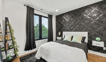 1002 RHODE ISLAND Ave NE 8, Washington, DC 20018