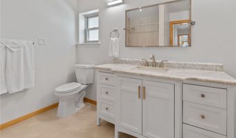 1904 Helen St, Alice, TX 78332