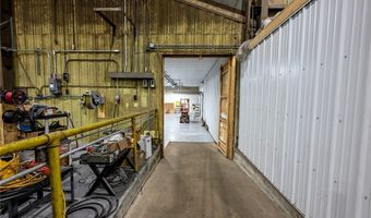 420 Merrill St, Andover, OH 44003