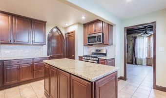 1330 N 2nd St, Arkansas City, KS 67005