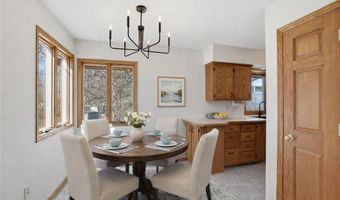 819 9th Ave, Anoka, MN 55303