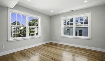 16 Pinehurst St, Boston, MA 02131
