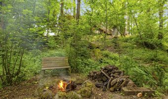 13063 BROOKSIDE Dr, Aurora, OR 97002