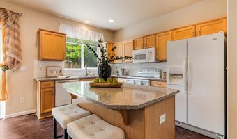 17538 SW LAWTON St, Beaverton, OR 97003