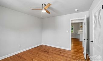 28 Ridgefield Pl, Asheville, NC 28803