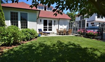 431 Bellevue Ave CH, Newport, RI 02840