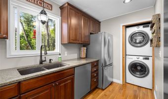 516 Peaceful Dr, Bigfork, MT 59911