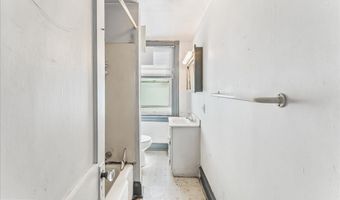 9 W ATHENS Ave, Ardmore, PA 19003
