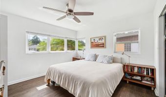 2102 IVANHOE Rd, Orlando, FL 32804