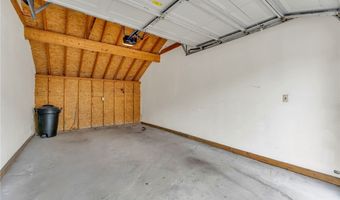 571 Burroughs Dr, Amherst, NY 14226