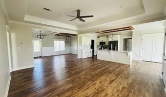 173 Indian Creek Cir, Adel, GA 31620