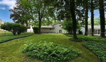 1423 Shanabrook Dr, Akron, OH 44313