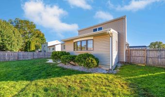 4 HAWKINS Ct, Bear, DE 19701