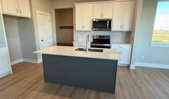 327 41st St SW, Altoona, IA 50009