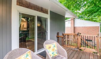 406 Manor Dr, Ann Arbor, MI 48105