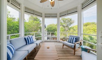 617 Ocracoke Way, Bald Head Island, NC 28461