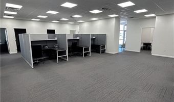 1110 SE 28th St, Bentonville, AR 72712