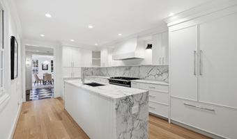 3418 RESERVOIR Rd NW, Washington, DC 20007