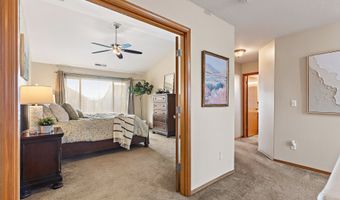 20794 WALNUT St NE, Aurora, OR 97002