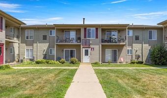 10037 Allen Pointe Dr, Allen Park, MI 48101