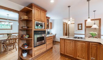 175 Honey Creek Ave NE, Ada, MI 49301