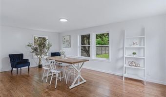 8 Angela Ct, North Providence, RI 02904
